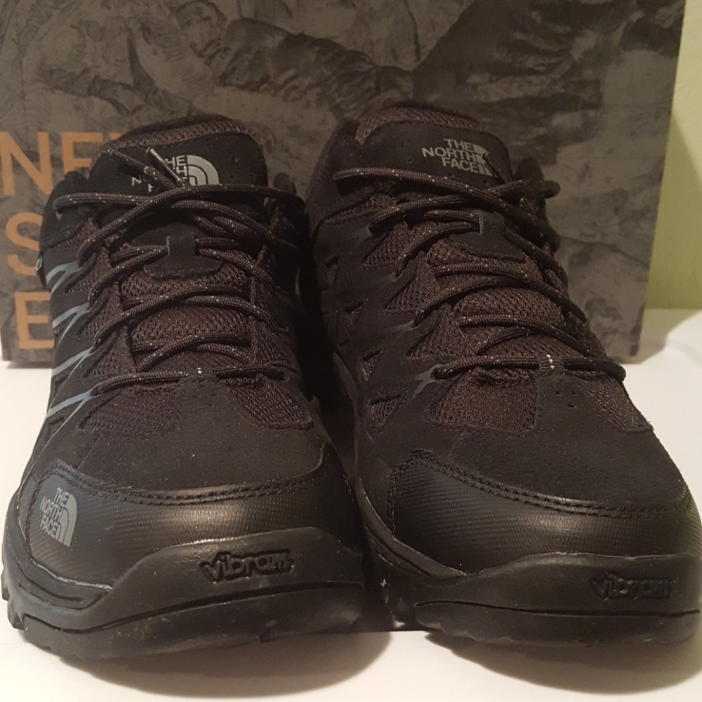 North Face Storm III Mid WP size 11
